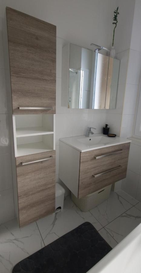 Ferienwohnung Mc Centar Apartman Pula Exterior foto