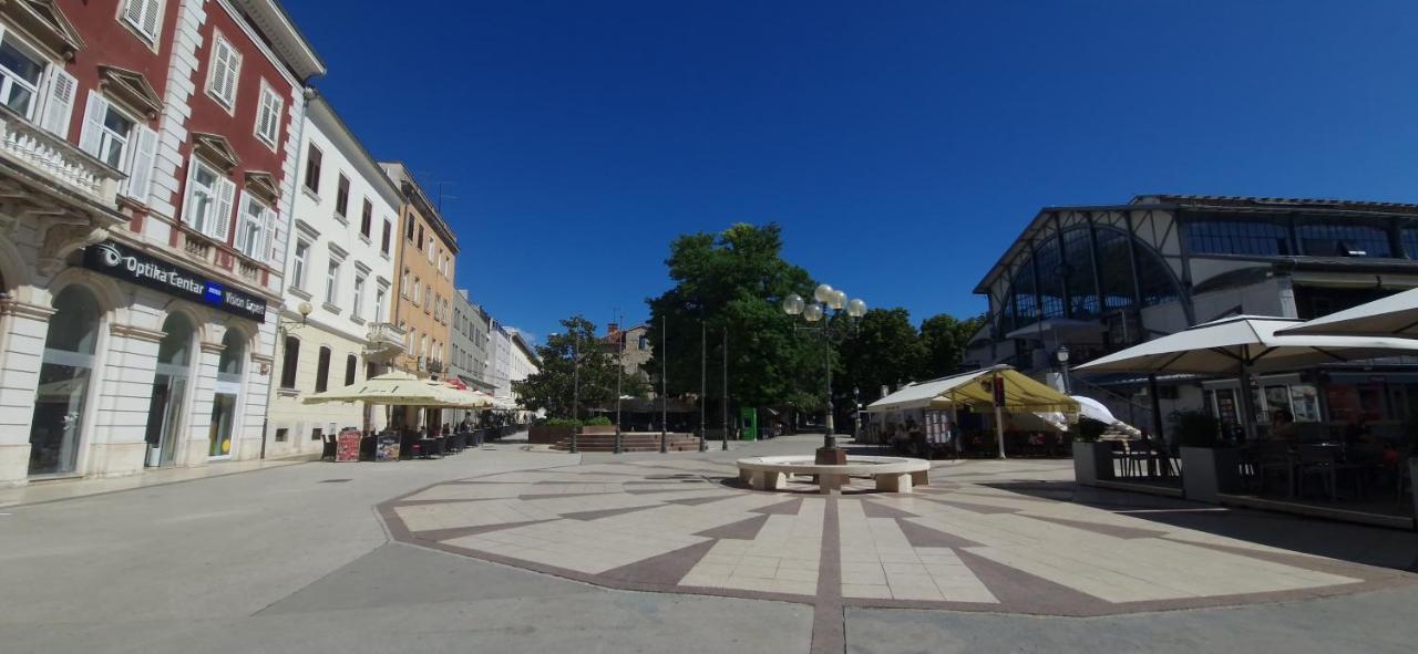 Ferienwohnung Mc Centar Apartman Pula Exterior foto