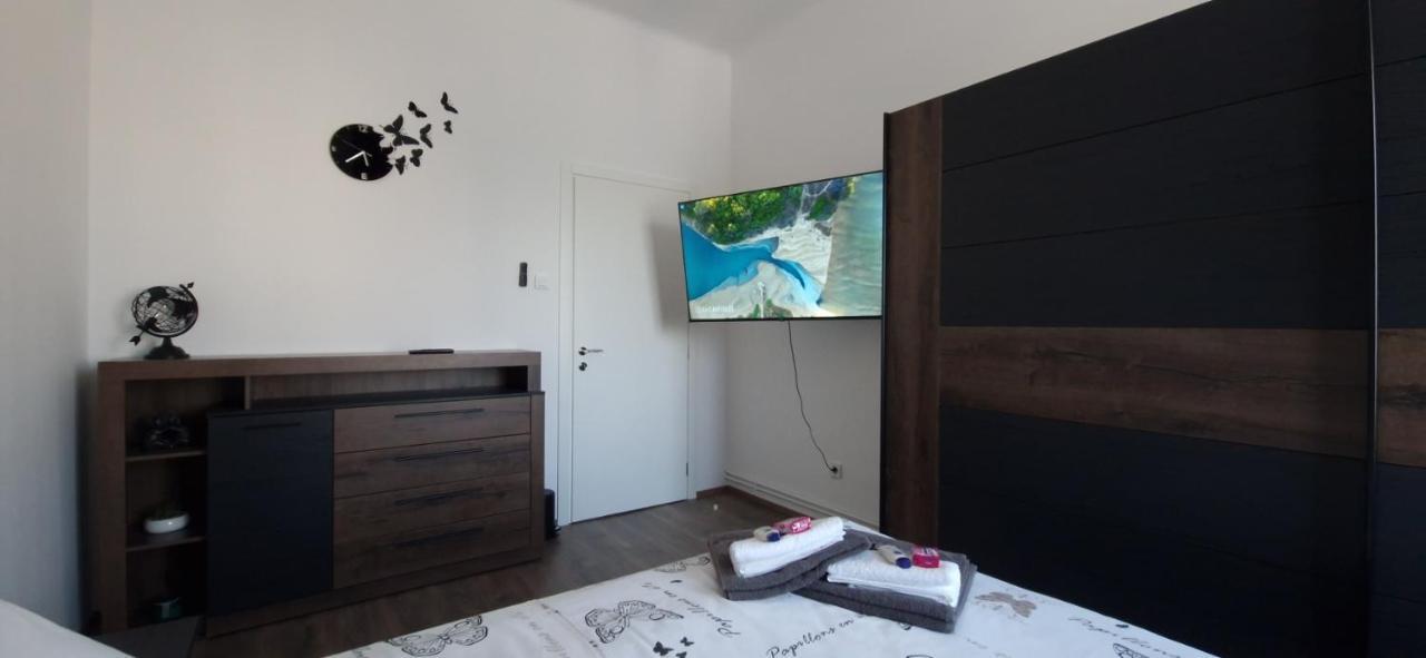 Ferienwohnung Mc Centar Apartman Pula Exterior foto